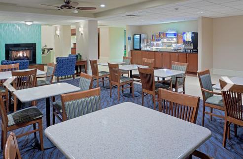 Holiday Inn Express Seaford-Route 13 Restaurant foto